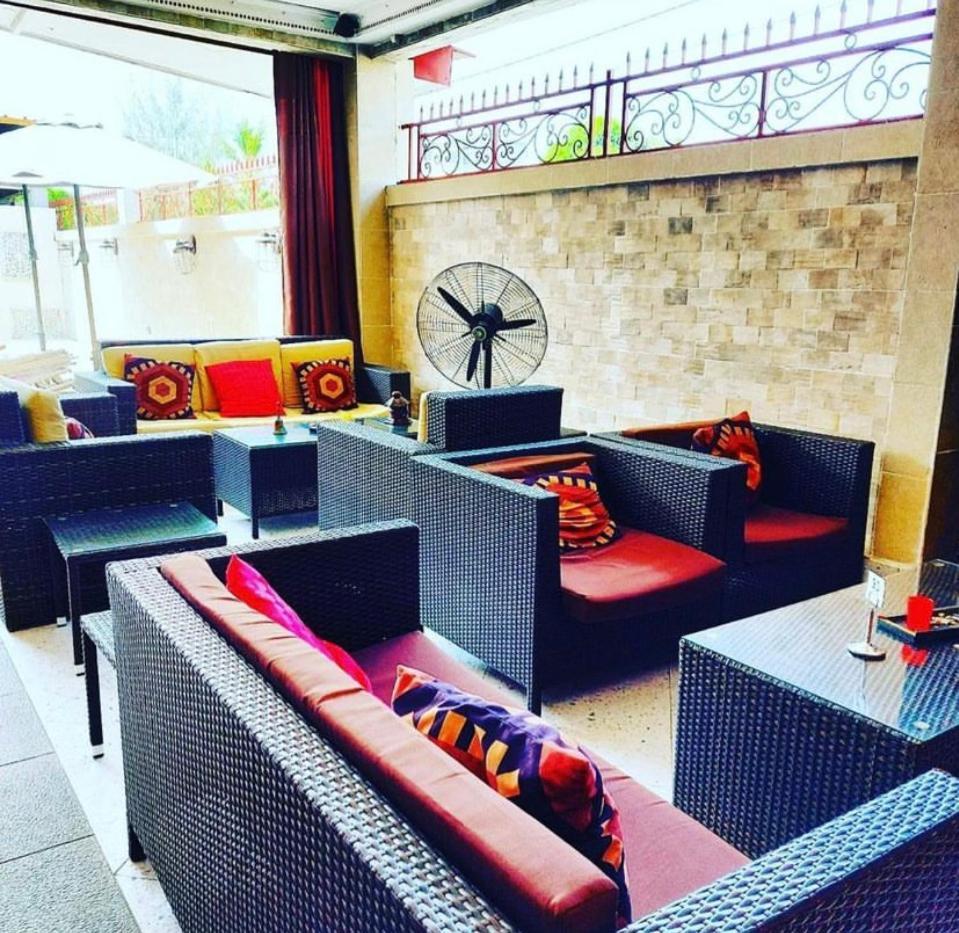 Residence Hoteliere Le Jomonia Libreville Exteriér fotografie